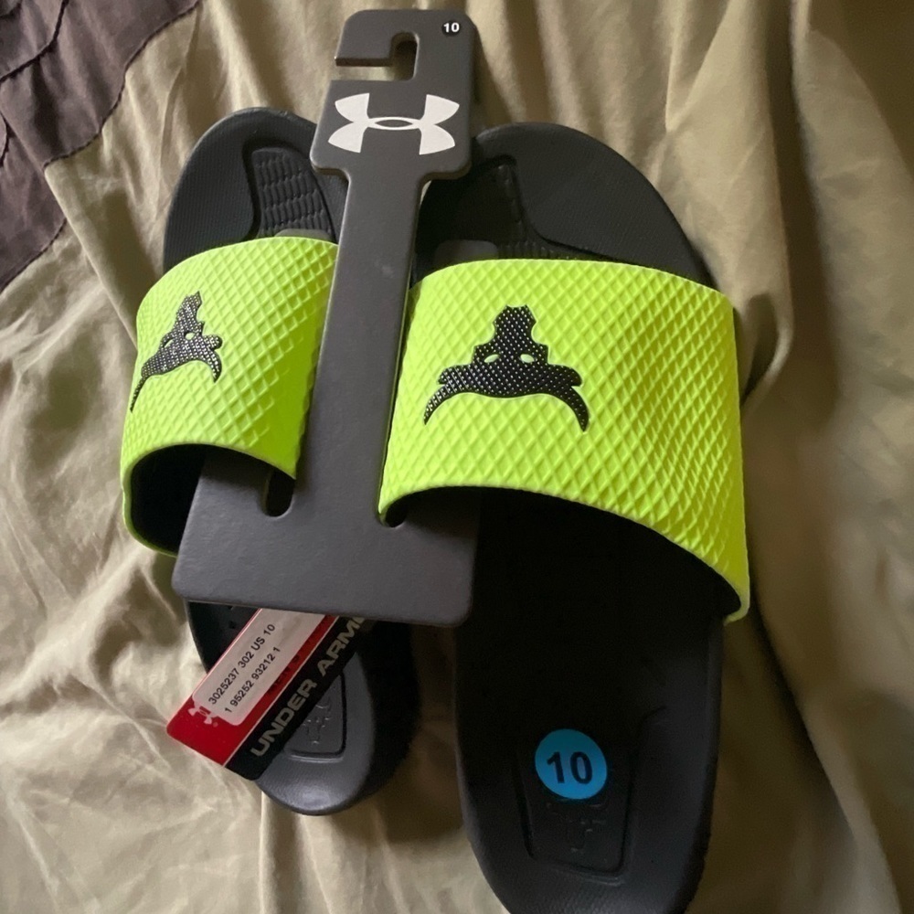Under Armour UA Project Rock Slides 2.0 Volt Green Black Michelin Wild Gripper - Picture 7 of 7